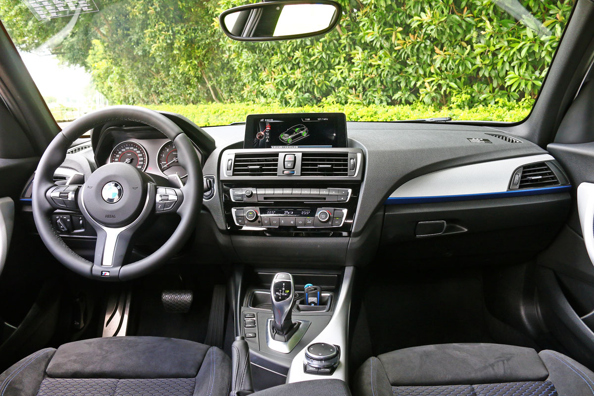 125i004.jpg