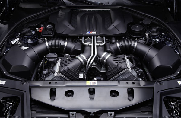 BMW Ring-Taxi Nurburgring BMW M5 V8 Turbo