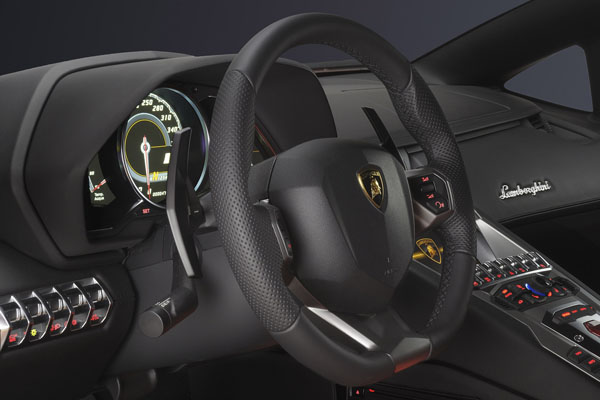 Lamborghini Sesto Elemento concept Maurizio Reggiani Cabrera Aventador ISR 七速單離合器序列式變速系統