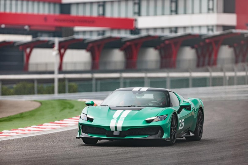 Ferrari 296 Speciale麗寶賽道正式發表，承襲躍馬賽道技術與精神，建議售價2380萬