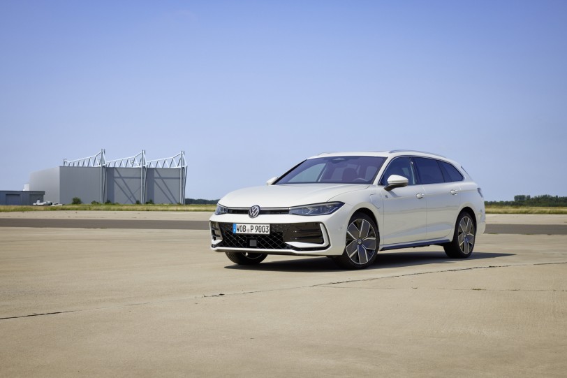 大改款 Tiguan、小改款 MK8.5 Golf 和重新回歸的 Passat Variant 三傑，Volkswagen Taiwan 2024 計畫公開！