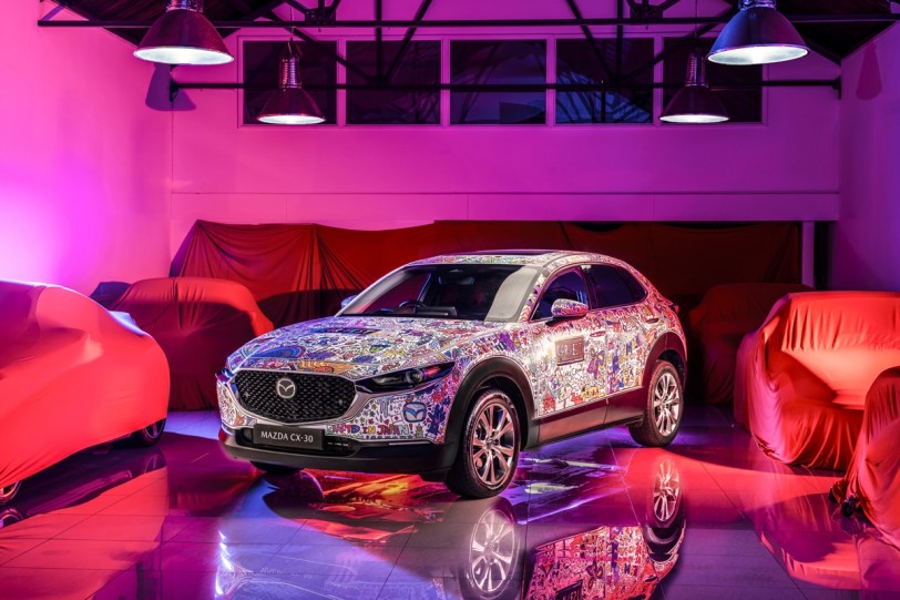 Mazda與塗鴉藝術家Luke Crump和CarFest合作創建了CX-30藝術車