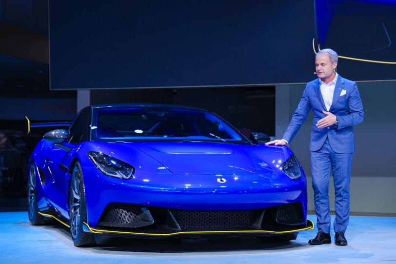 2025上海車展：BYD展示突破性技術，並推出DENZA Z 概念跑車&amp;長達五米三的Dynasty-D LSUV