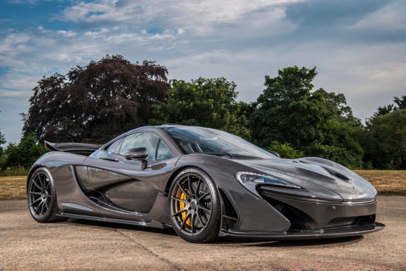 只開不到900公里，前F1冠軍車手Jenson Button「忍痛出售」McLaren P1！