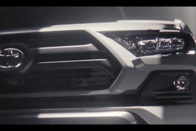 2018紐約車展：重回美式戶外風的第五代 Toyota RAV4 釋出最新預告照！