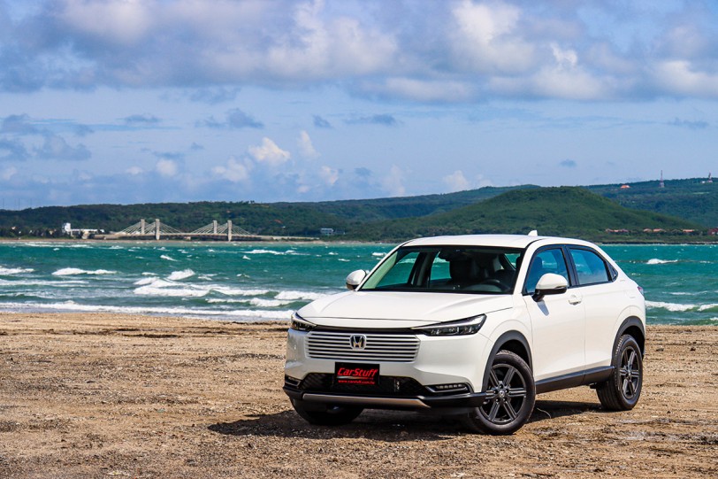 質感系小休旅迎來電能刺激，2025 Honda HR-V e:HEV 1.5 Prestige