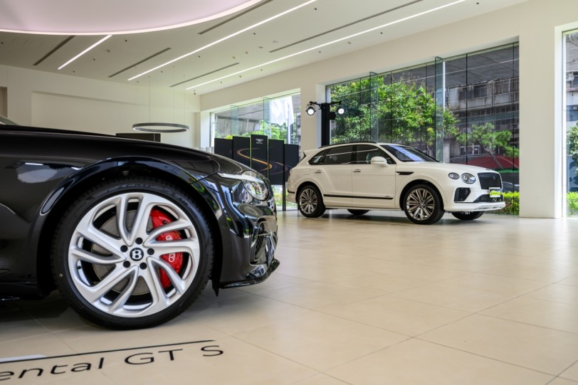 極致性能締造傲然氣勢！新世代Bentley Bentayga Speed與Continental GT/C S鄧台上市