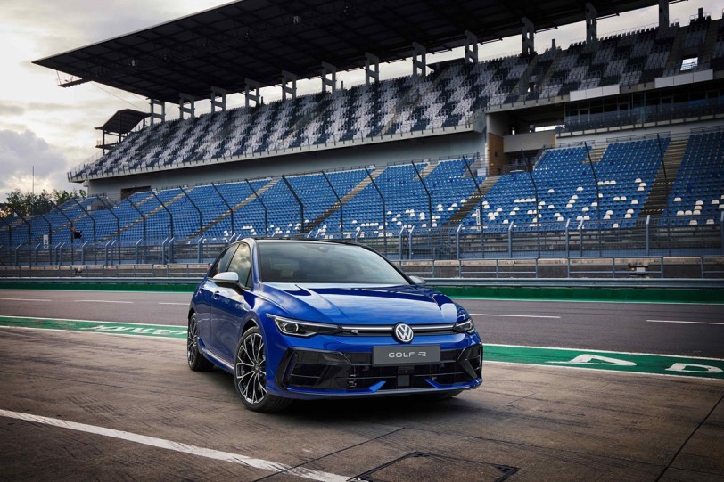 台灣福斯汽車推出「熱血全芯升級方案」！Volkswagen Golf R專屬Akrapovič蠍子管與全芯零件特煞優惠同步登場