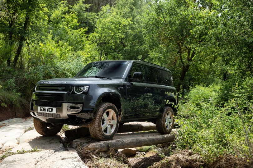 JLR 盛夏購車禮遇方案開跑 敬邀即刻入主，享受最佳購車時機，優惠幅度高達10%