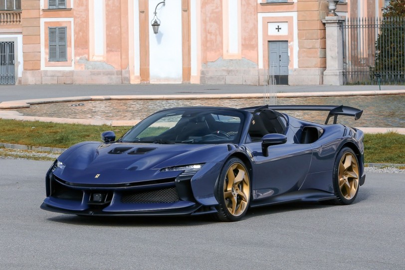 全球首次進行Ferrari SF90 XX Spider公開拍賣，僅行駛100公里！