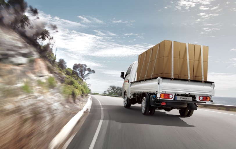 售價78.8萬元與80.8萬元，HYUNDAI PORTER II 新增單廂與豪華大單廂「自排鐵床新機型」