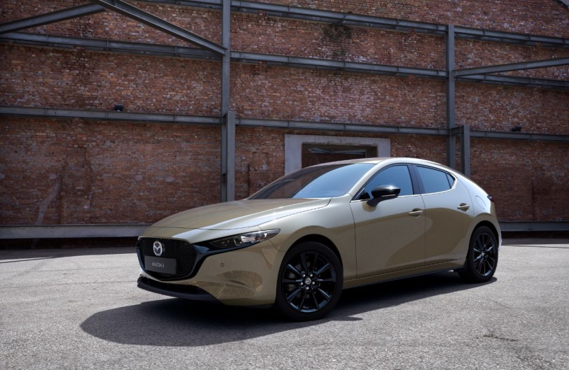 25 年式 MAZDA3/ CX-30/ CX-5 限時升級總值最高 8 萬元  七月入主指定車型最高再享百萬元 0 利率與 5 年原廠保固