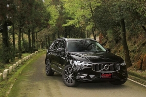 Volvo XC60 T8高性能Hybrid、空間優，配上299萬的售價！沒別的選擇了吧？