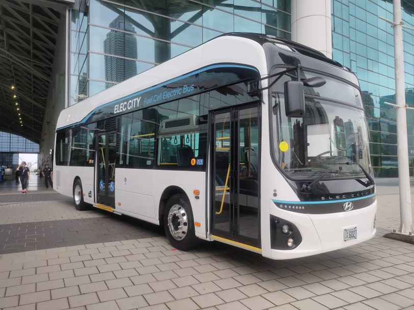 HYUNDAI ELEC CITY FCEV領航淨零新未來 亮相「2025 台灣氫能與電動大客車淨零移動論壇」