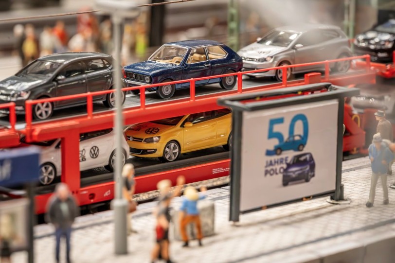 慶祝Polo五十歲生日！Volkswagen推出微型Polo特別展以及特殊彩繪賽車