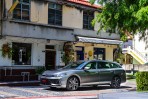 不再是一板一眼的商務客、而是高質感大家旅，2025 Volkswagen Passat Variant 330 TSI R Line