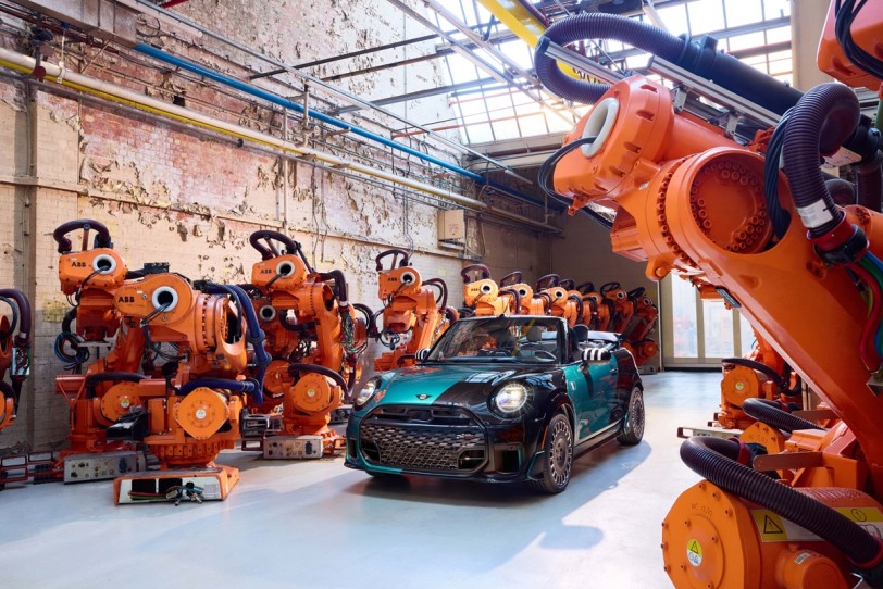 MINI推出以「MINI.01」為名僅此一輛的特別版John Cooper Works Convertible