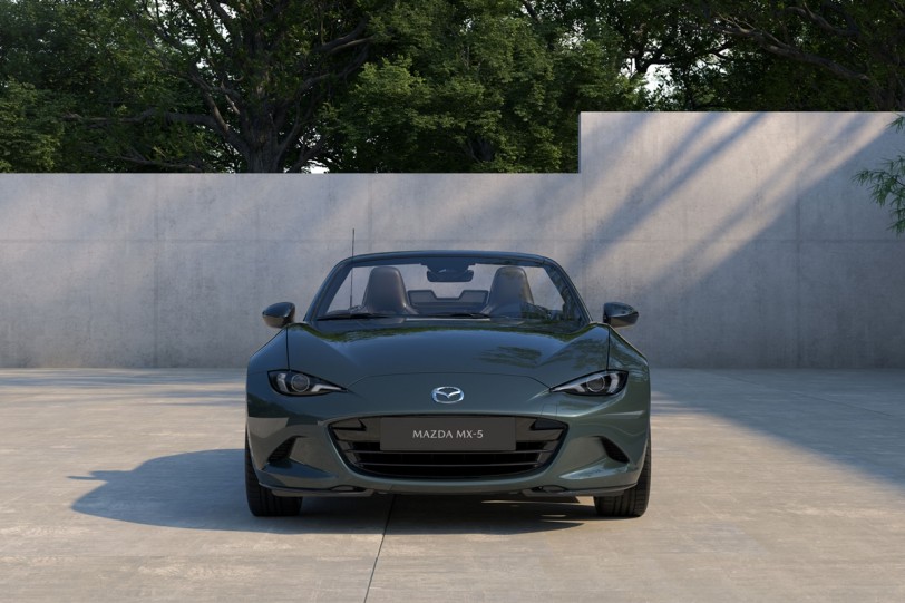 Mazda推出全新鋅綠金屬色