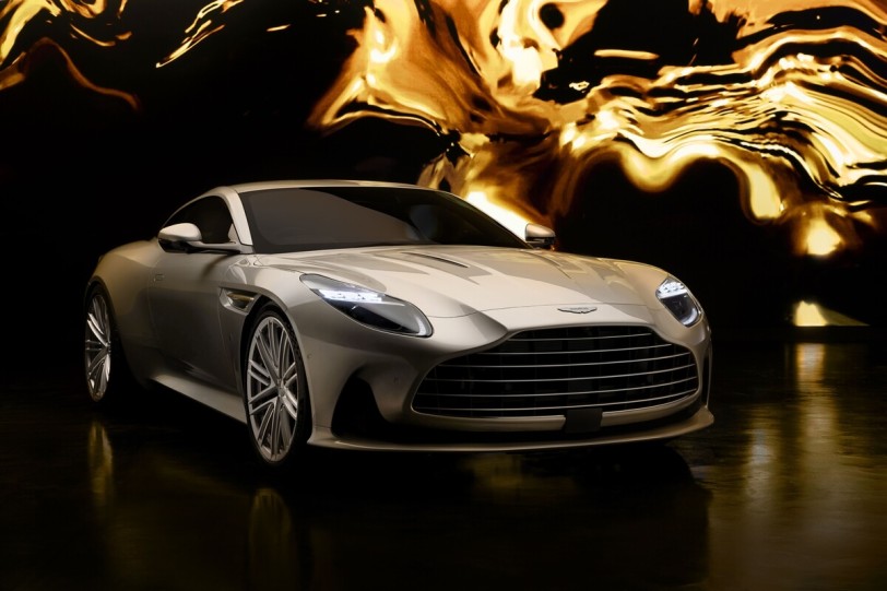 慶祝60年與007的合作，Q by Aston Martin推出DB12金手指特仕車款