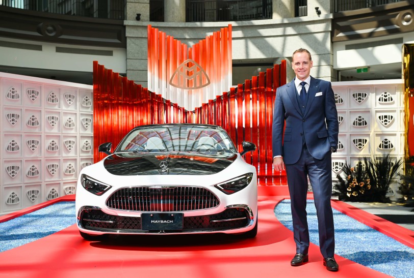 敞篷即紅毯：Mercedes-Maybach SL 680 Monogram Series 絕美亮相！