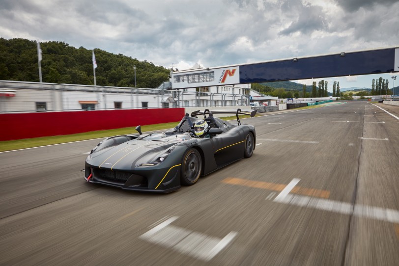 深耕超跑市場新里程，嘉鎷興業宣布引進Dallara Stradale；全球限量生產，臺灣首批配額即日起接單
